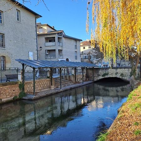Le Nid De Marius Lejlighed LʼIsle-sur-la-Sorgue Eksteriør billede